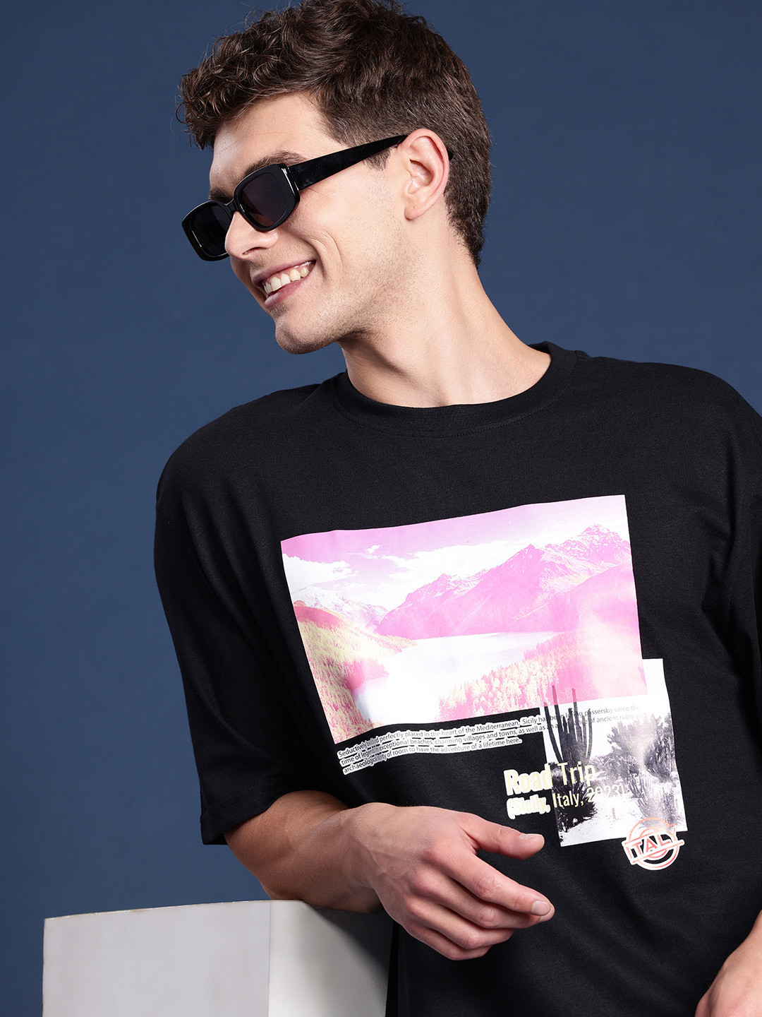 

Mast & Harbour Graphic Printed Drop-Shoulder Sleeves T-shirt, Navy blue