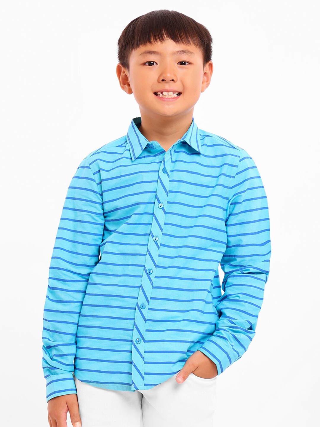 

BONKIDS Boys Blue Standard Horizontal Stripes Opaque Striped Cotton Casual Shirt