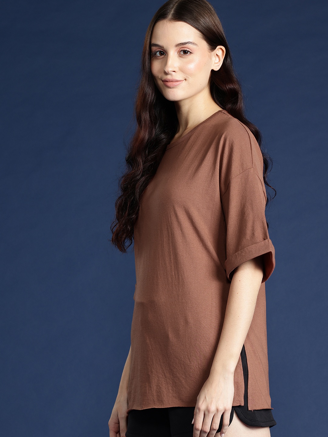 

M&H Easy Side Slits Drop-Shoulder Sleeves Oversized T-shirt, Brown