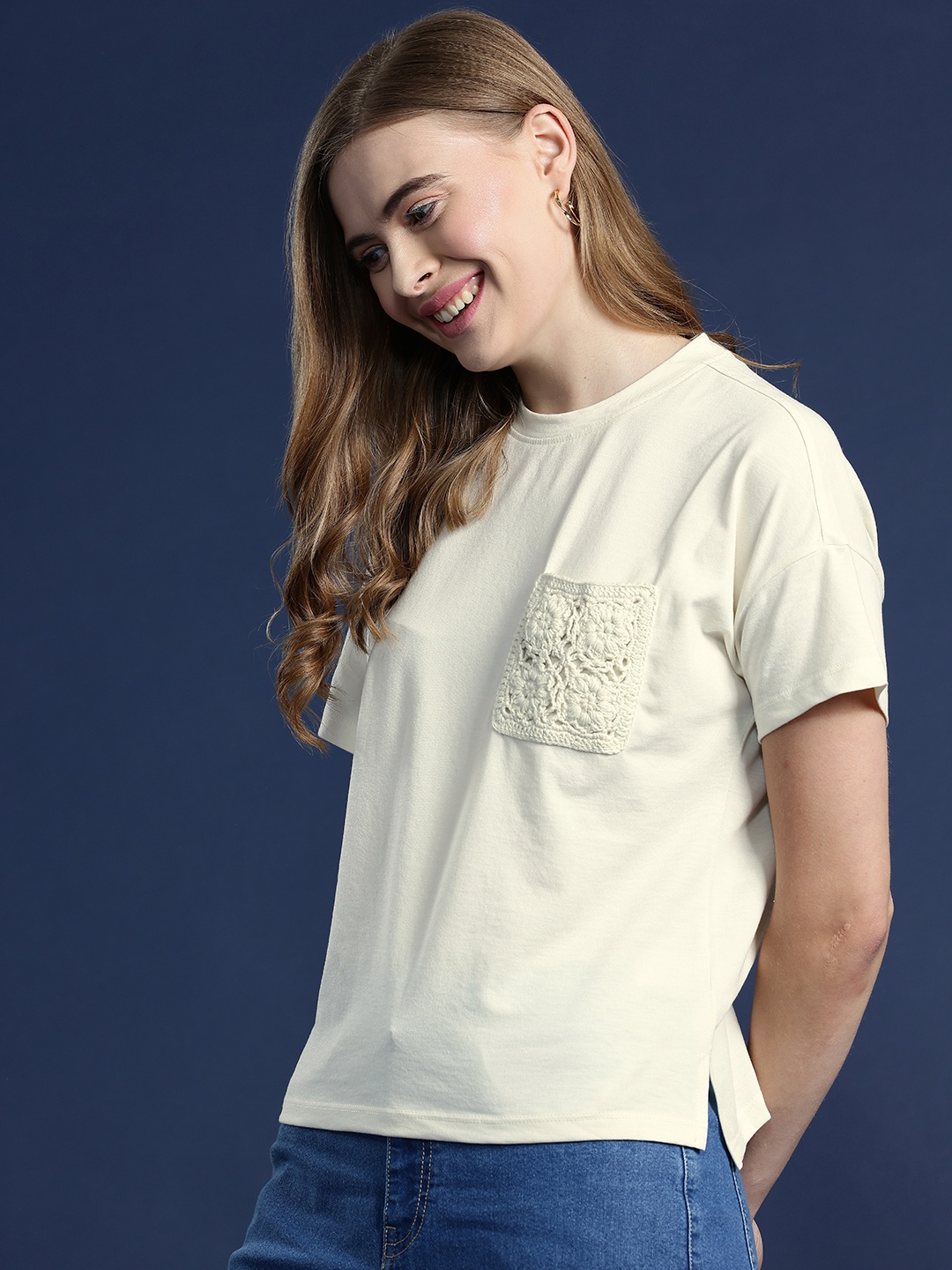 

Mast & Harbour Round Neck Pocket Detail T-shirt, Off white