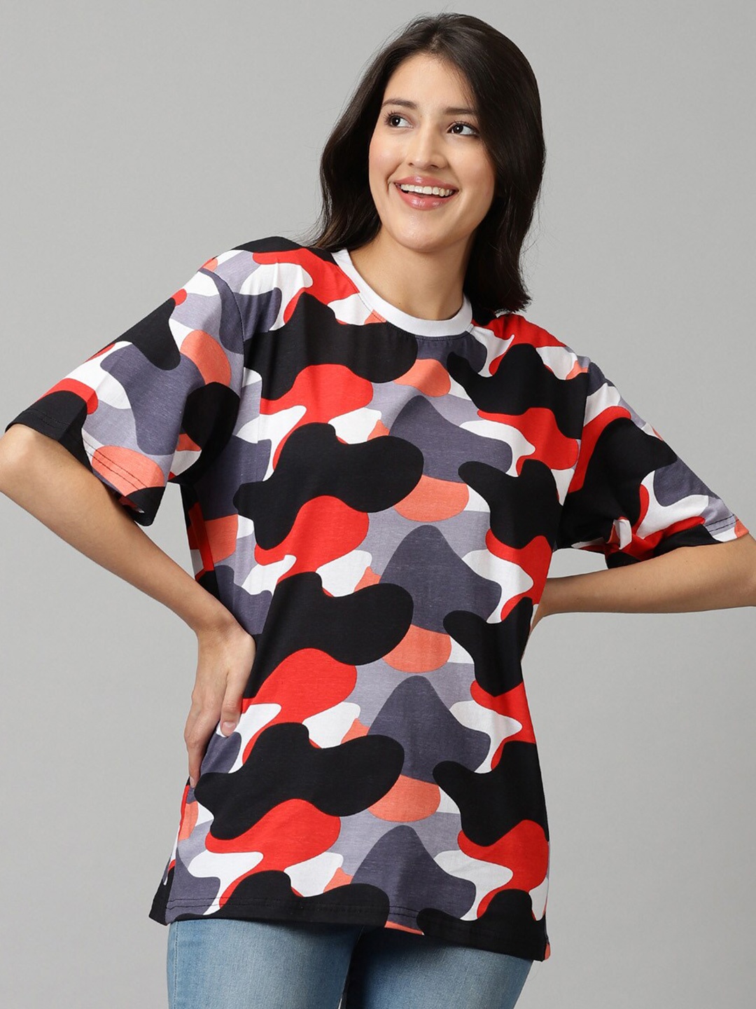 

Rodzen Abstract Printed Oversized Cotton T-shirt, Multi