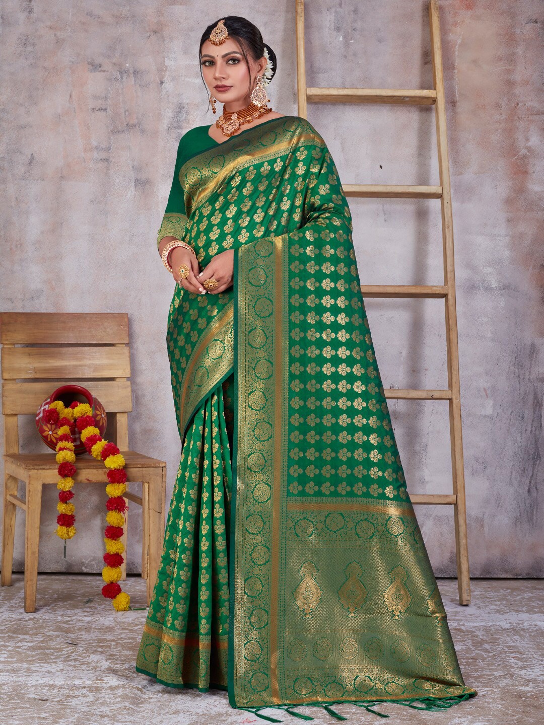

Mitera Green & Gold-Toned Ethnic Motifs Woven Design Zari Pure Silk Banarasi Saree