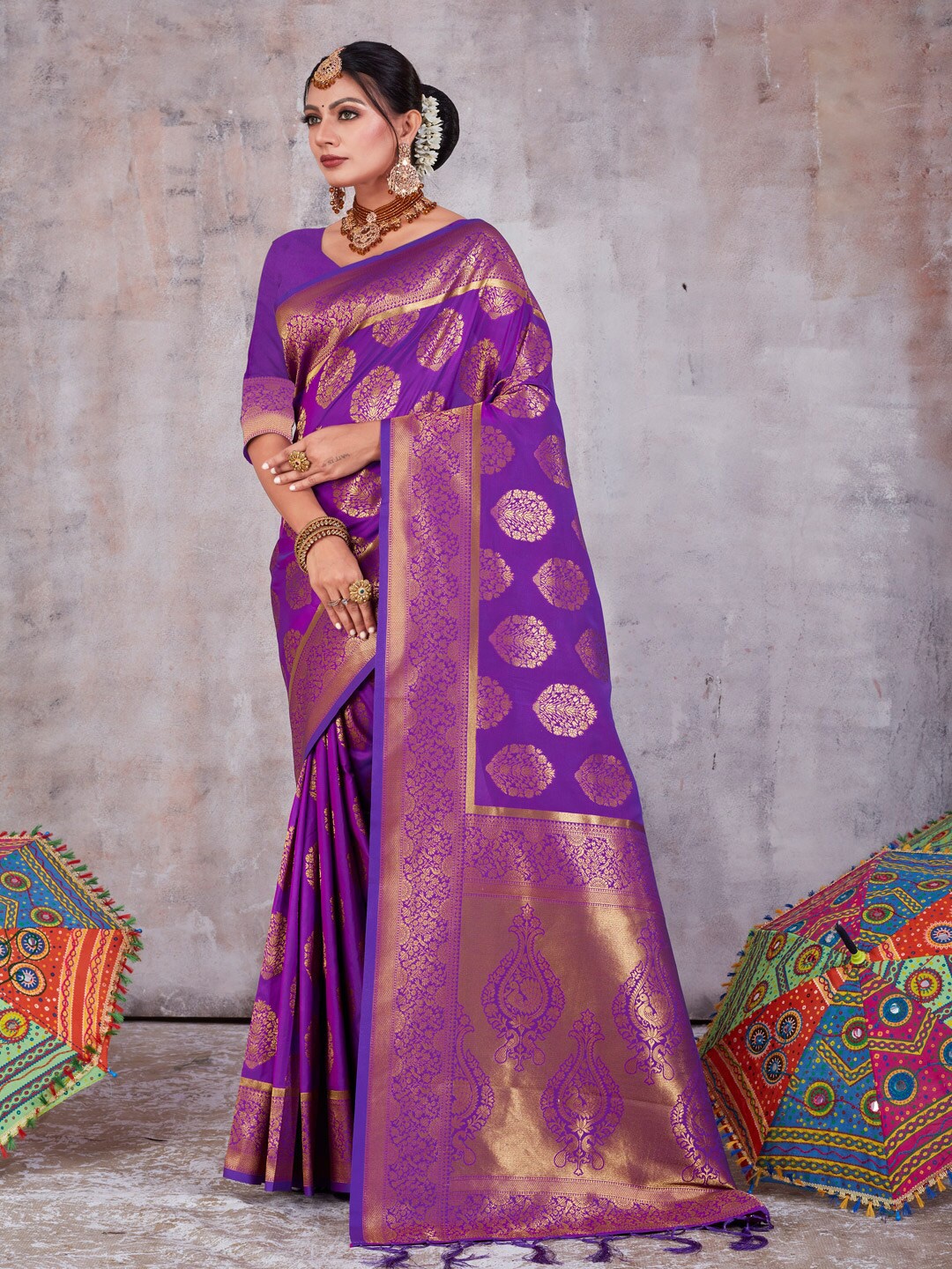 

Mitera Ethnic Motifs Woven Design Zari Pure Silk Banarasi Saree, Violet