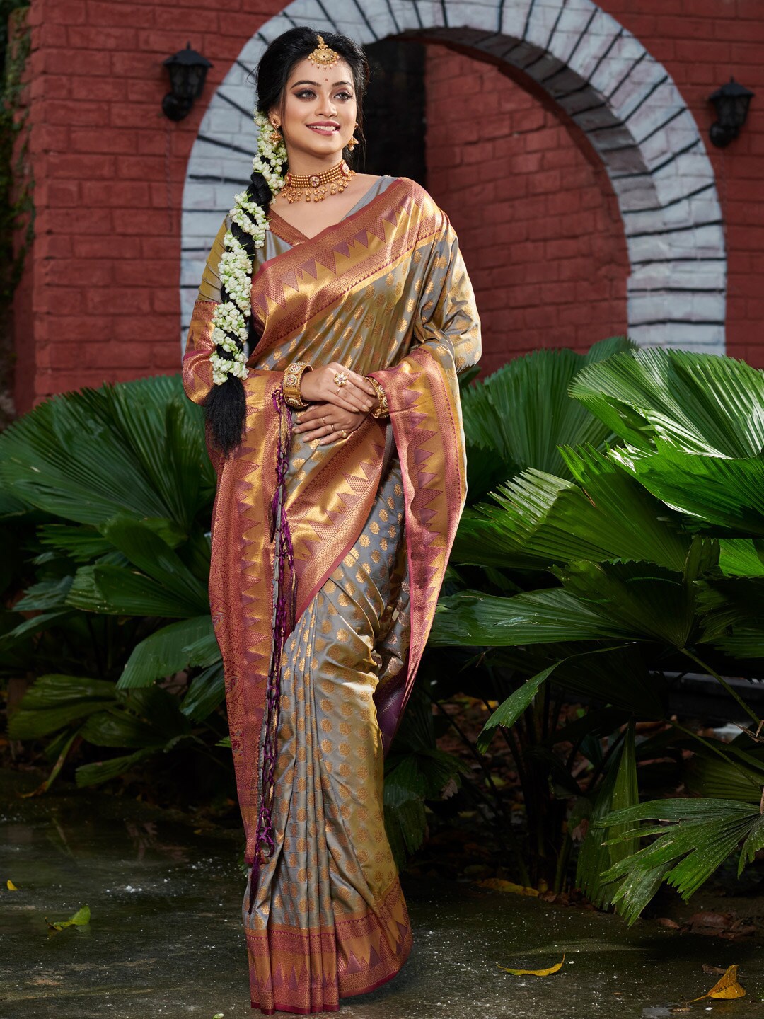 

Mitera Ethnic Motifs Woven Design Zari Pure Silk Banarasi Saree, Grey