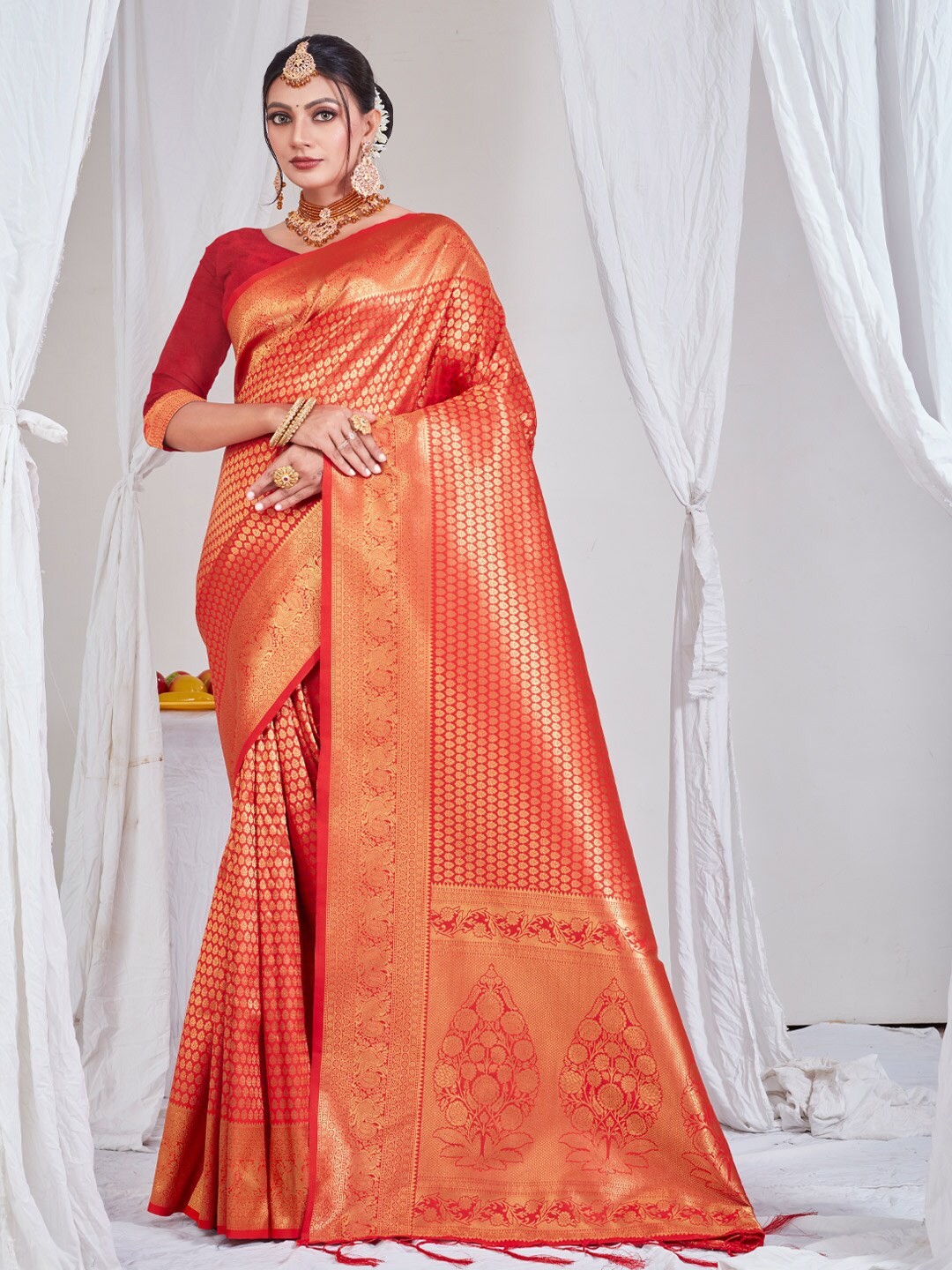 

Mitera Red & Gold-Toned Ethnic Motifs Woven Design Zari Pure Silk Kanjeevaram Saree