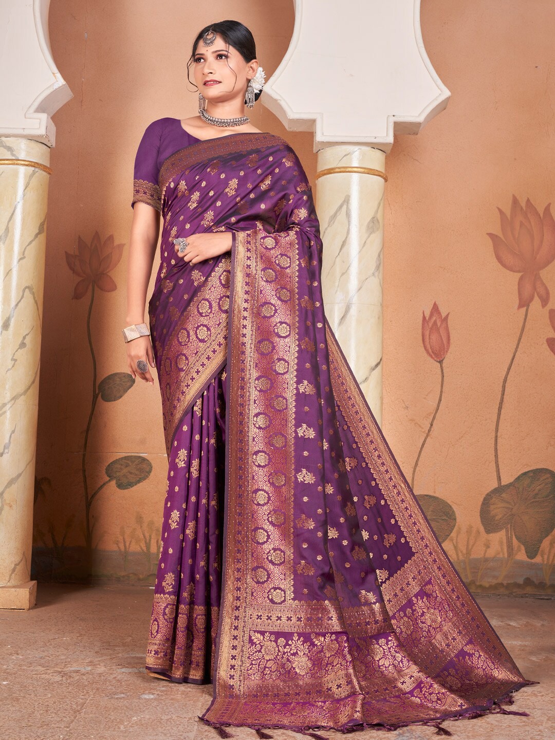 

Mitera Ethnic Motifs Woven Design Zari Pure Silk Banarasi Saree, Purple