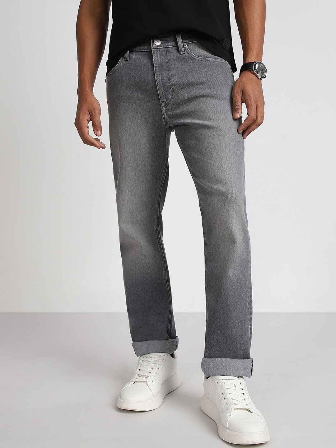 

Lee Men Grey Rodeo Light Fade Clean Look Stretchable Jeans