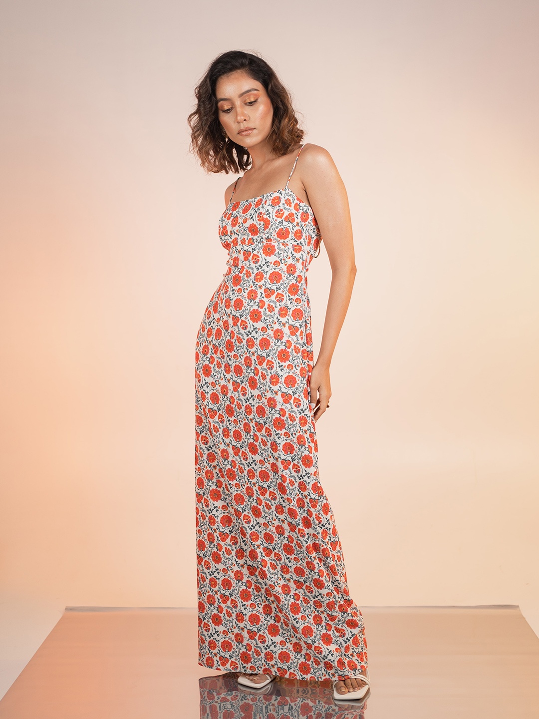 

POPPI Floral Printed Shoulder Straps Tie-Ups Georgette Maxi Dress, White