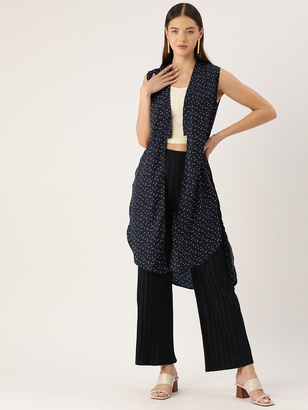 

Rue Collection Women Navy Blue & White Printed Open Front Longline Shrug