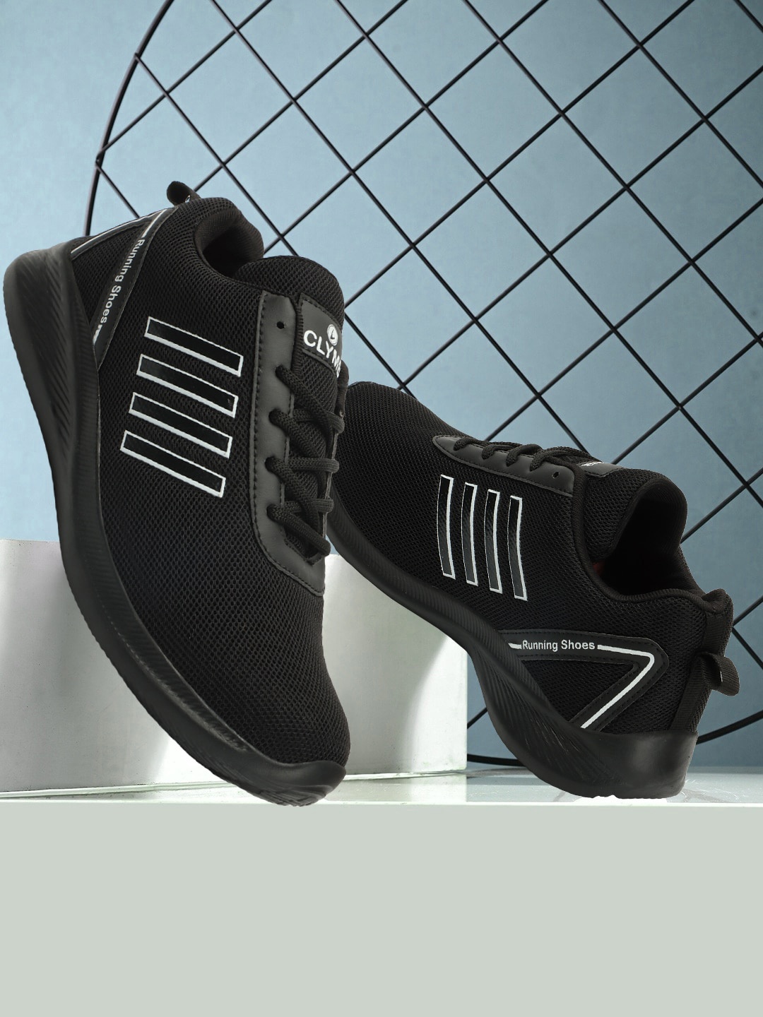 

CLYMB Men Lace-Up Running Shoes, Black