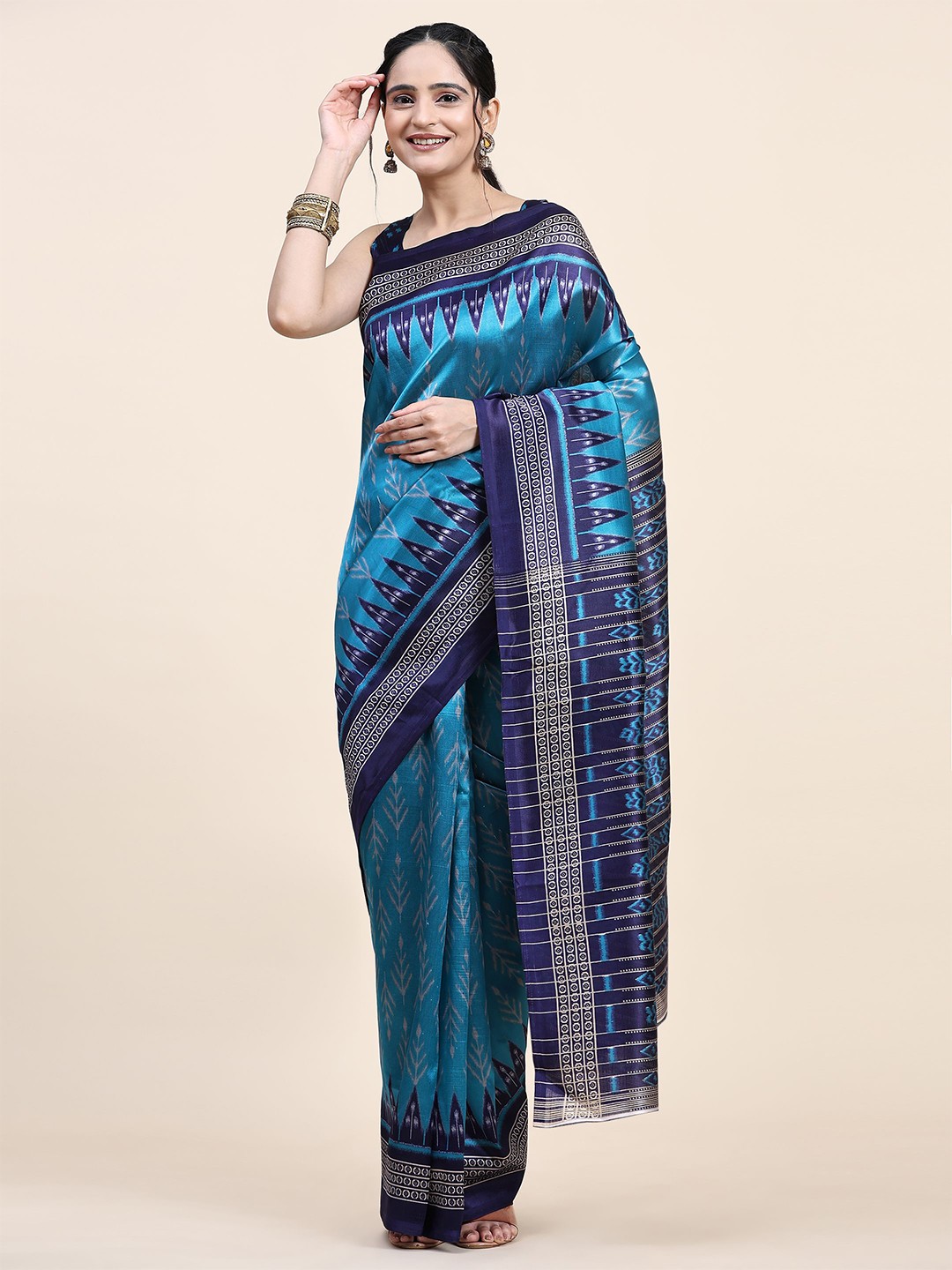 

RACHNA Ethnic Motifs Art Silk Saree, Blue