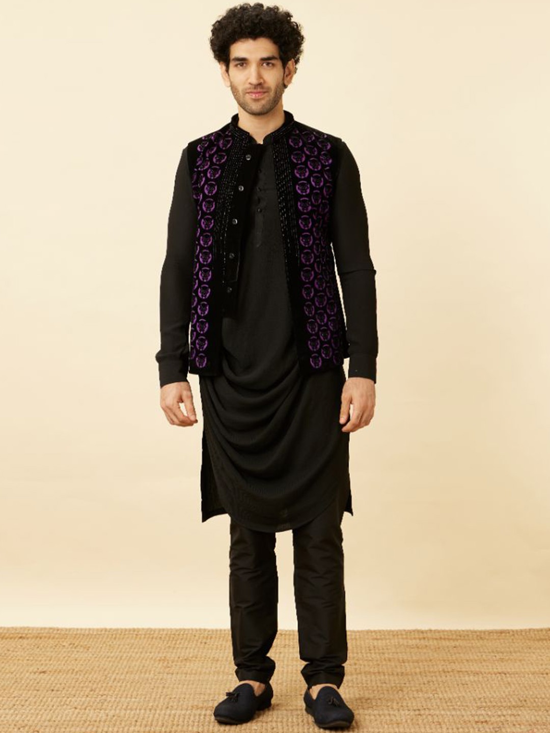 

Manyavar Black Panther Mandarin Collar Velvet Kurta With Churidar & Nehru Jacket