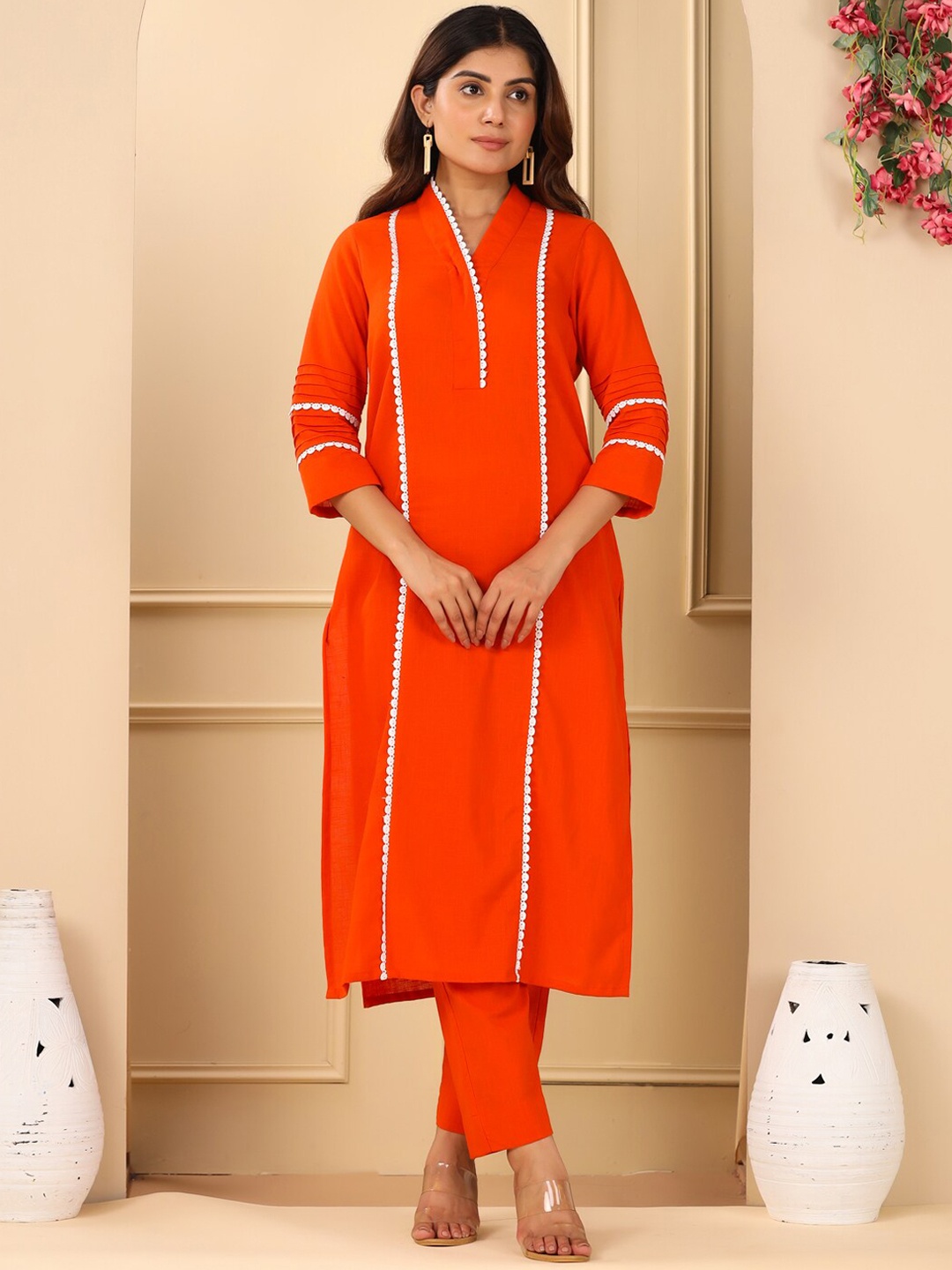 

Adveta V-Neck Lace Detail Panelled Kurta, Orange