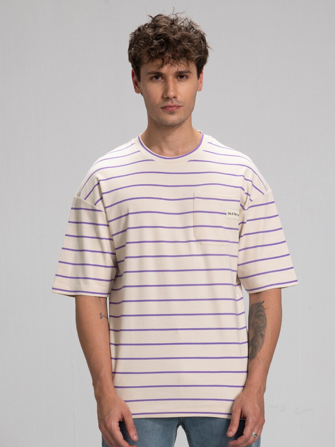 

Snitch Cream-Coloured Striped Oversized T-shirt