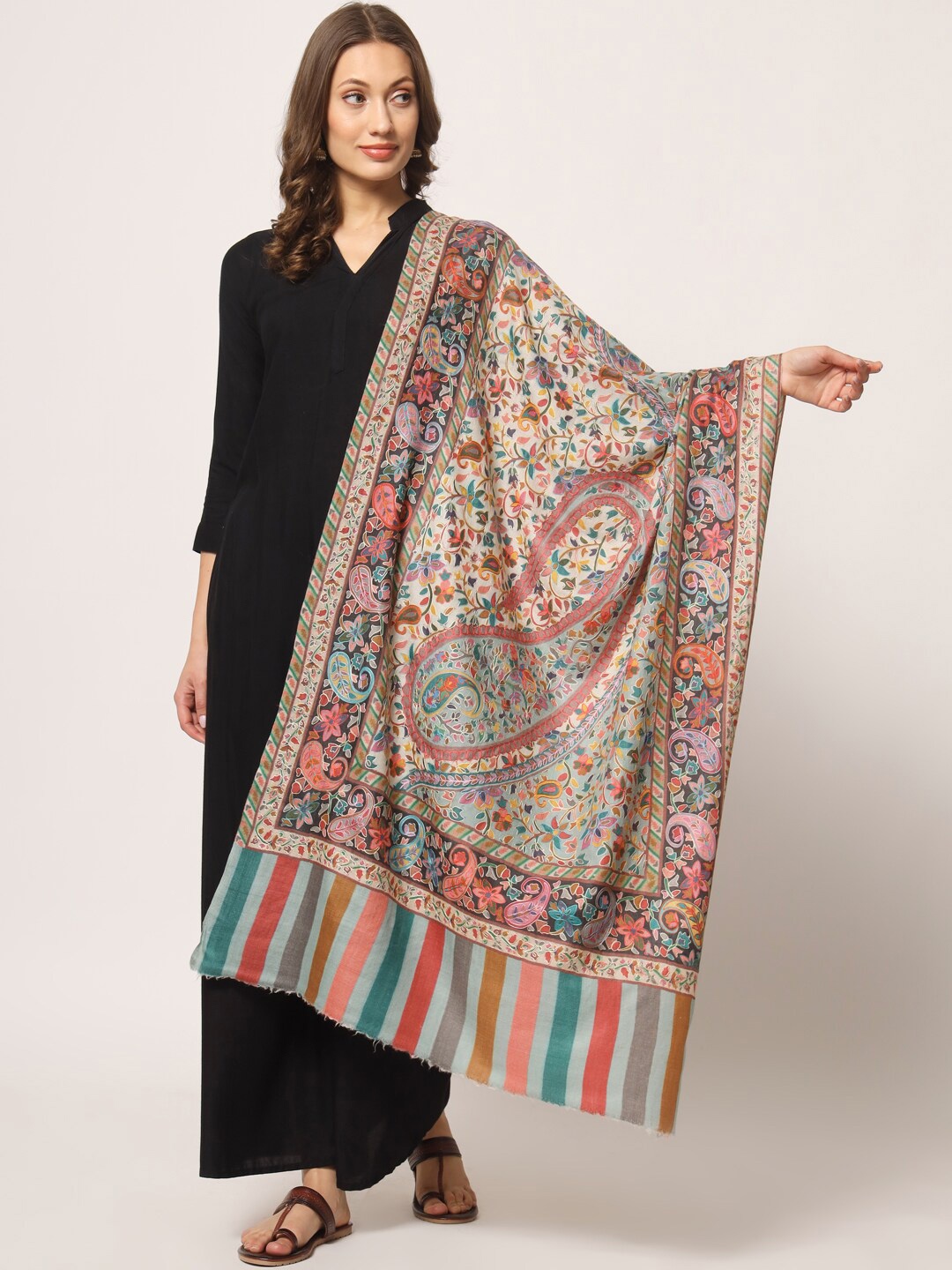 

Zamour Women Off White & Red Woven Design Wool Stole