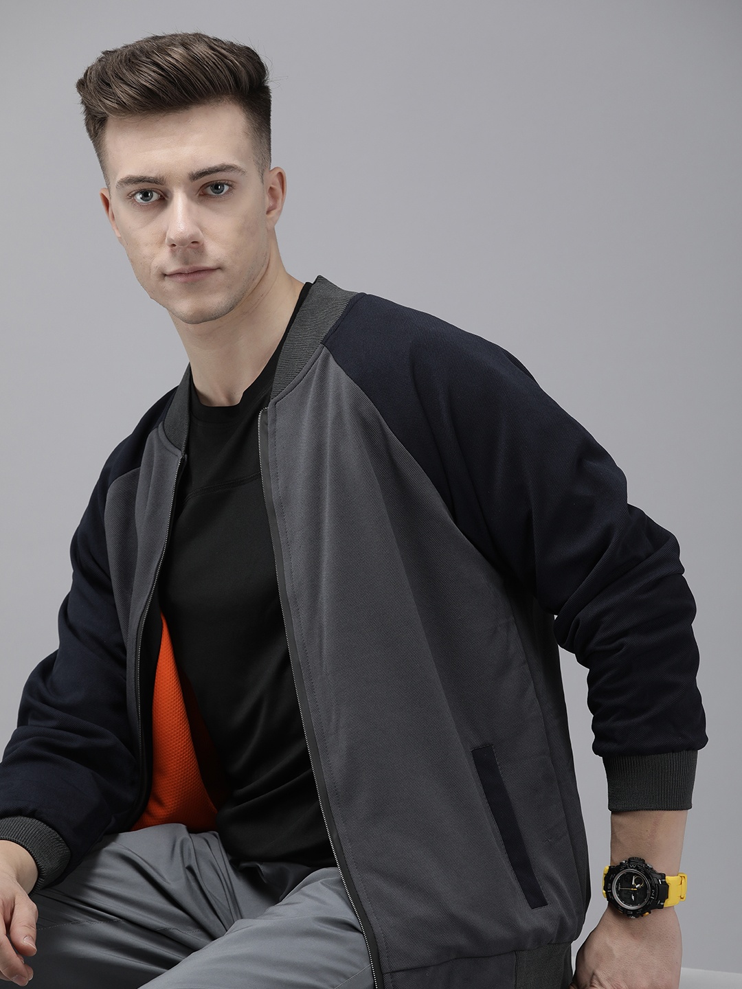

VOXATI Men Colourblocked Sporty Jacket, Grey
