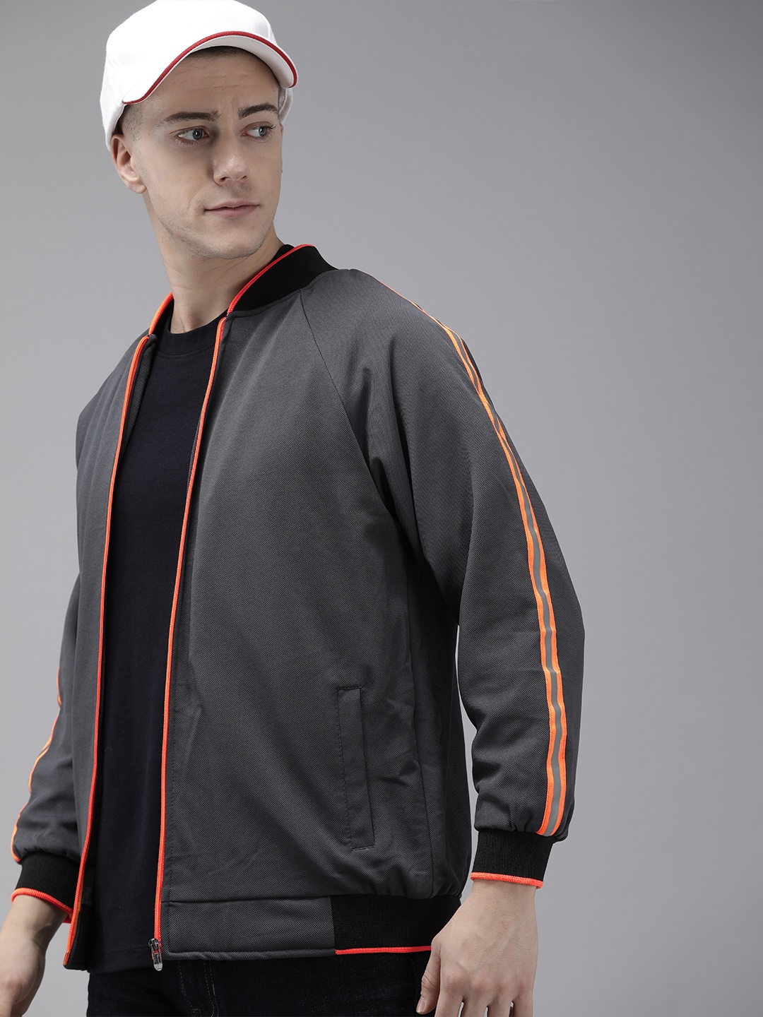 

VOXATI Men Solid Sporty Jacket, Grey