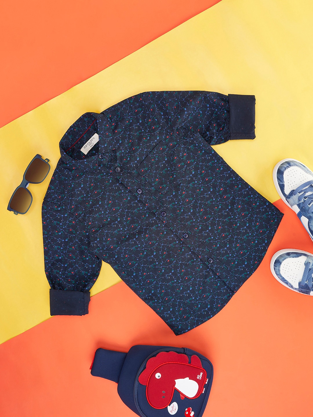

Pantaloons Junior Boys Floral Printed Cotton Shirt, Navy blue
