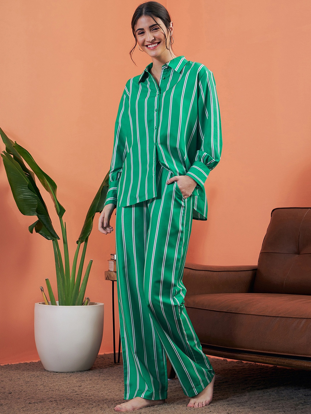 

SASSAFRAS alt-laze Striped Night Suit, Green