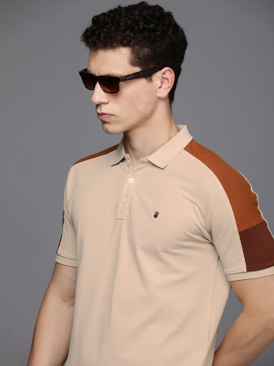 

Louis Philippe Jeans Polo Collar Pure Cotton Slim Fit T-shirt, Beige