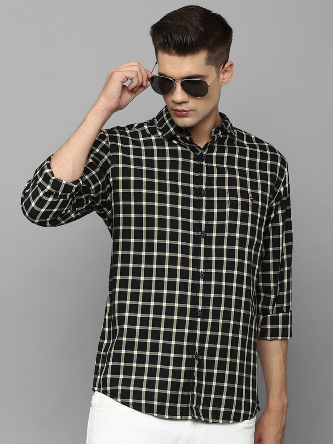 

Louis Philippe Jeans Slim Fit Windowpane Checked Pure Cotton Casual Shirt, Black