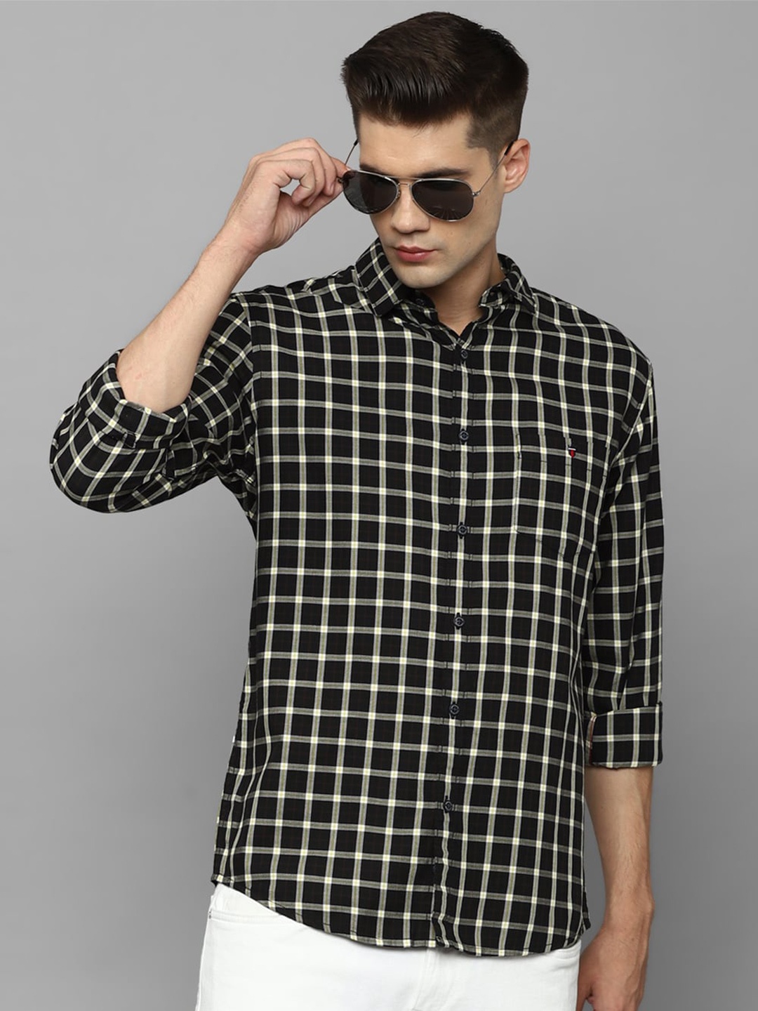 

Louis Philippe Jeans Slim Fit Windowpane Checked Pure Cotton Casual Shirt, Black