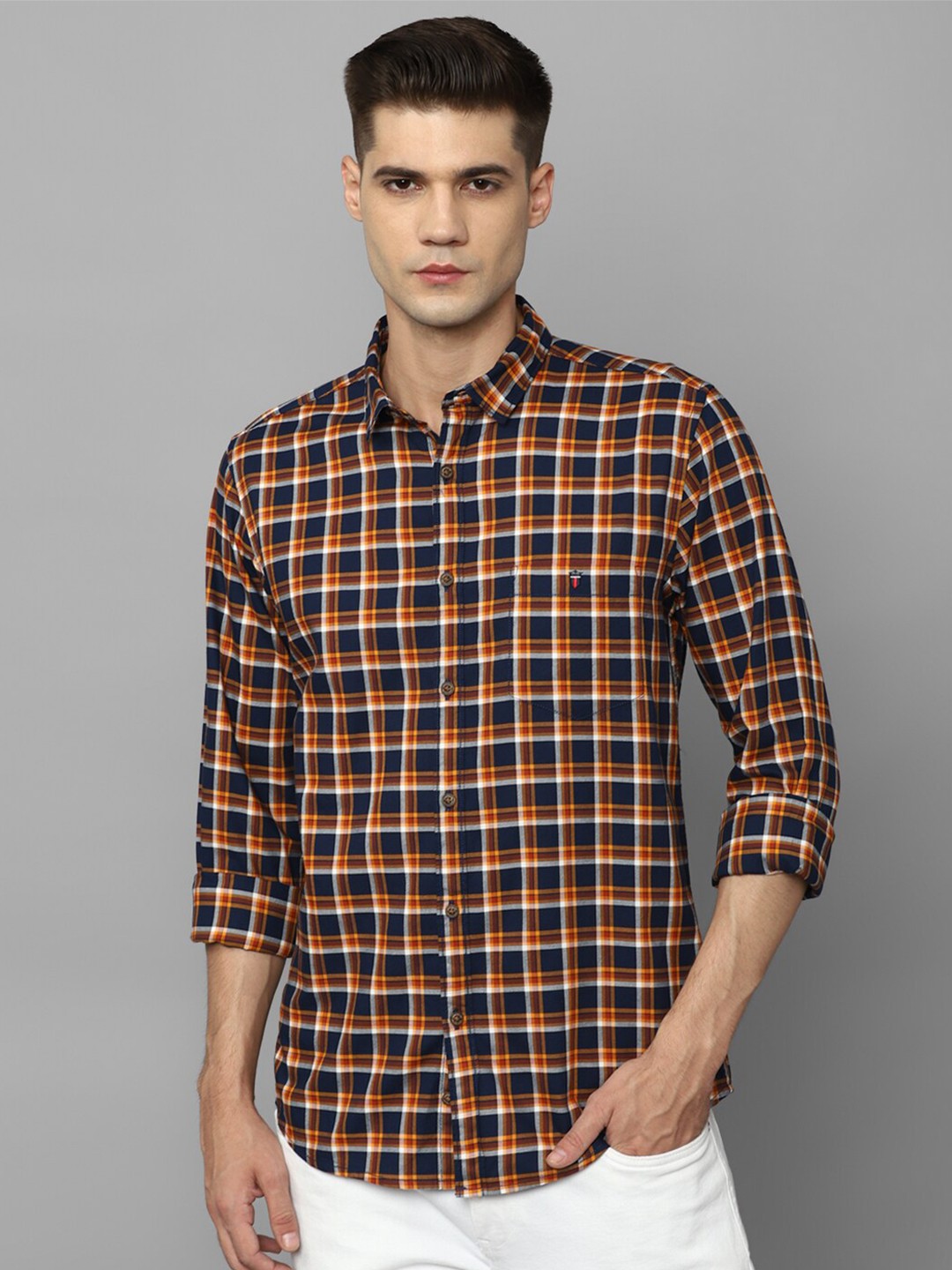 

Louis Philippe Jeans Slim Fit Tartan Checked Cotton Casual Shirt, Navy blue