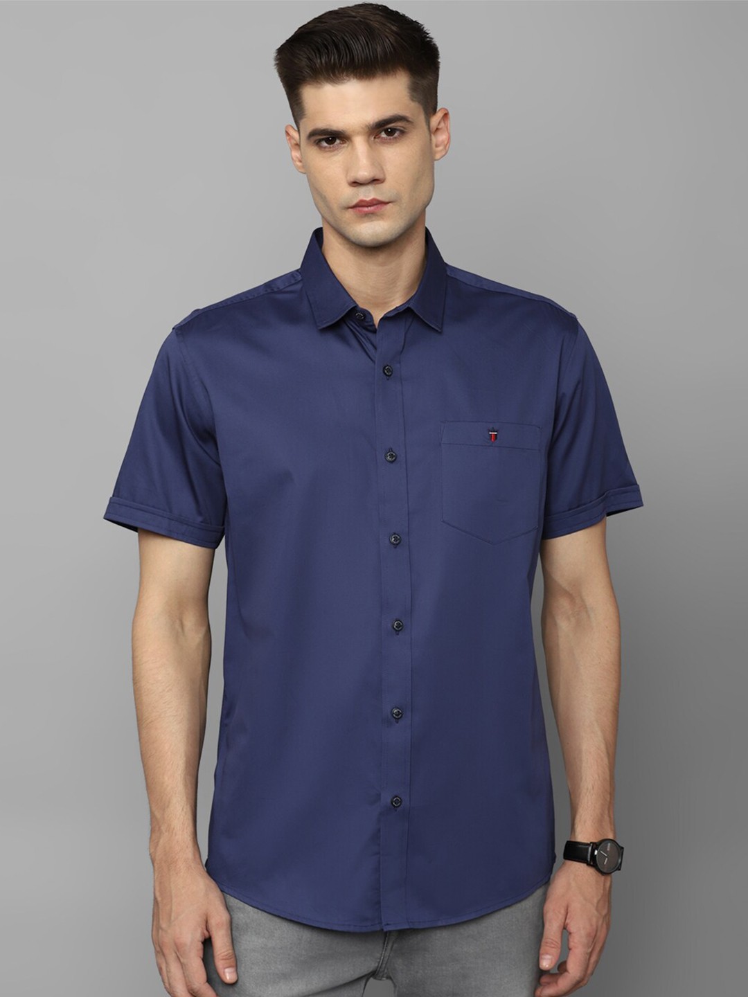 

Louis Philippe Jeans Cotton Slim Fit Opaque Casual Shirt, Navy blue