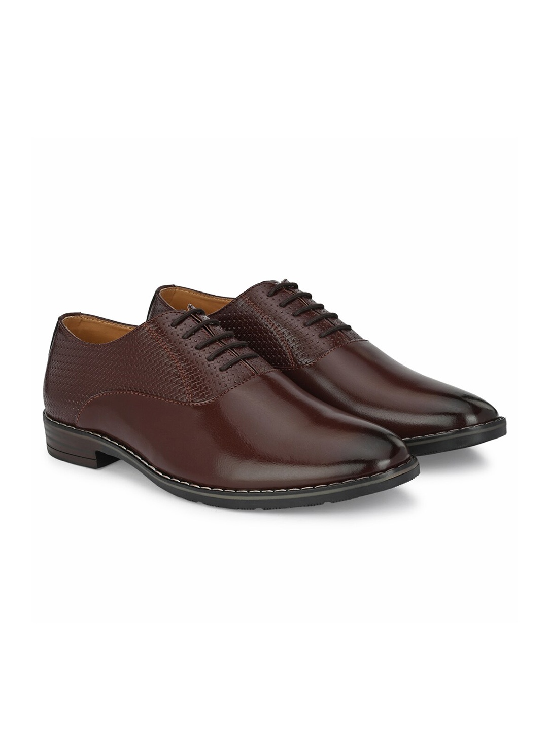 

ATTITUDIST Men Textured Formal Oxfords, Brown