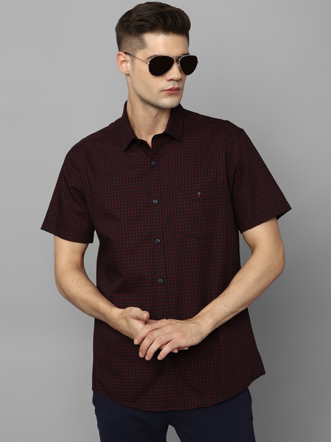 

Louis Philippe Sport Checked Slim Fit Pure Cotton Casual Shirt, Red