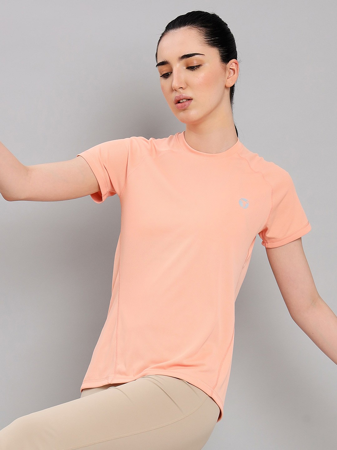 

Technosport Round Neck Antimicrobial Slim Fit T-shirt, Peach
