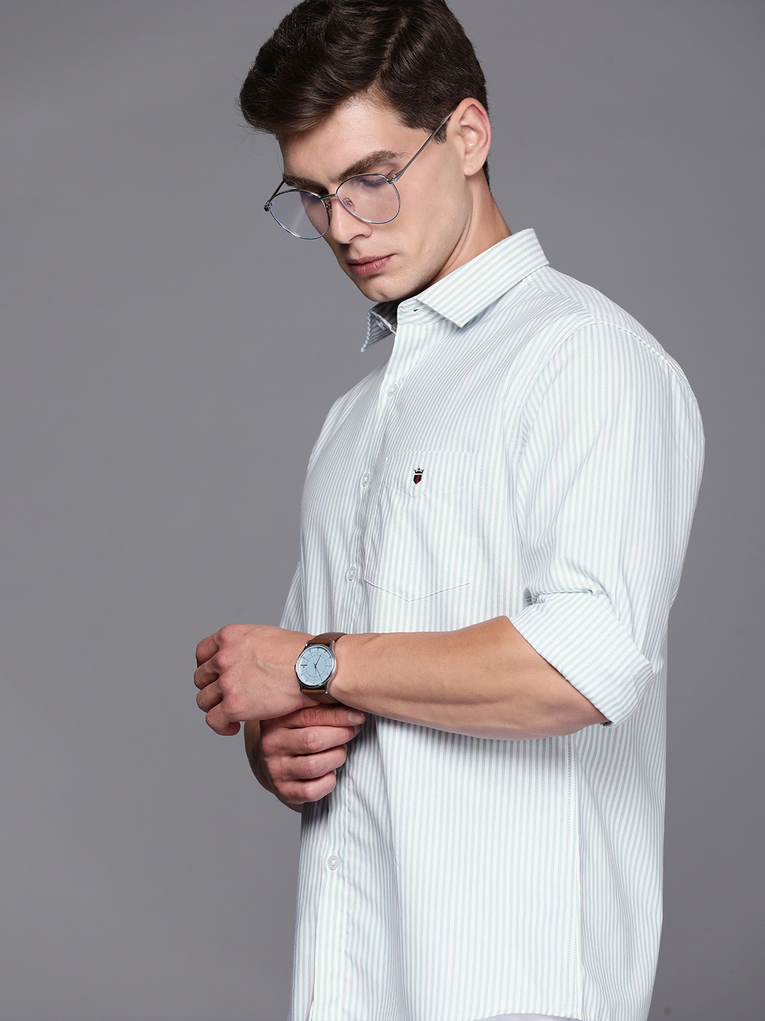 

Louis Philippe Sport Slim Fit Opaque Striped Pure Cotton Casual Shirt, Green
