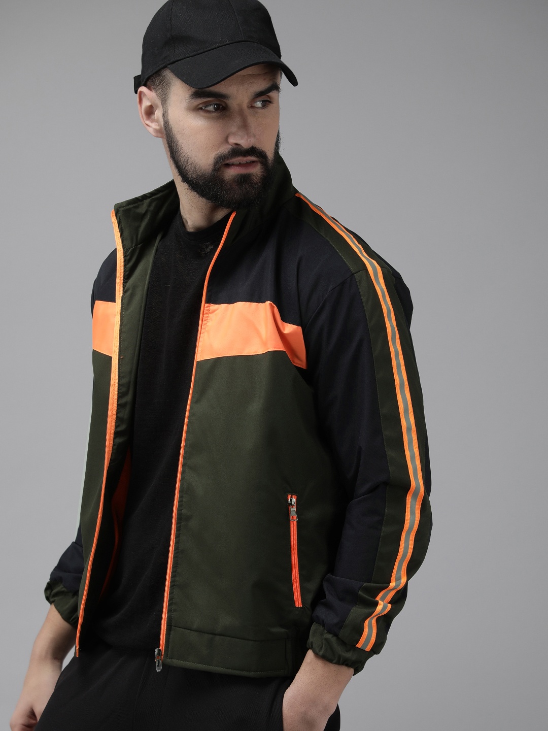 

VOXATI Men Colourblocked Sporty Jacket, Olive