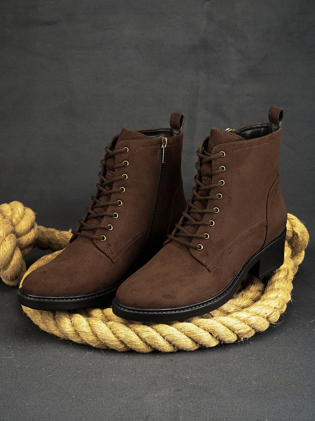 

The Roadster Lifestyle Co. Women Brown Mid Top Block Heel Regular Boots