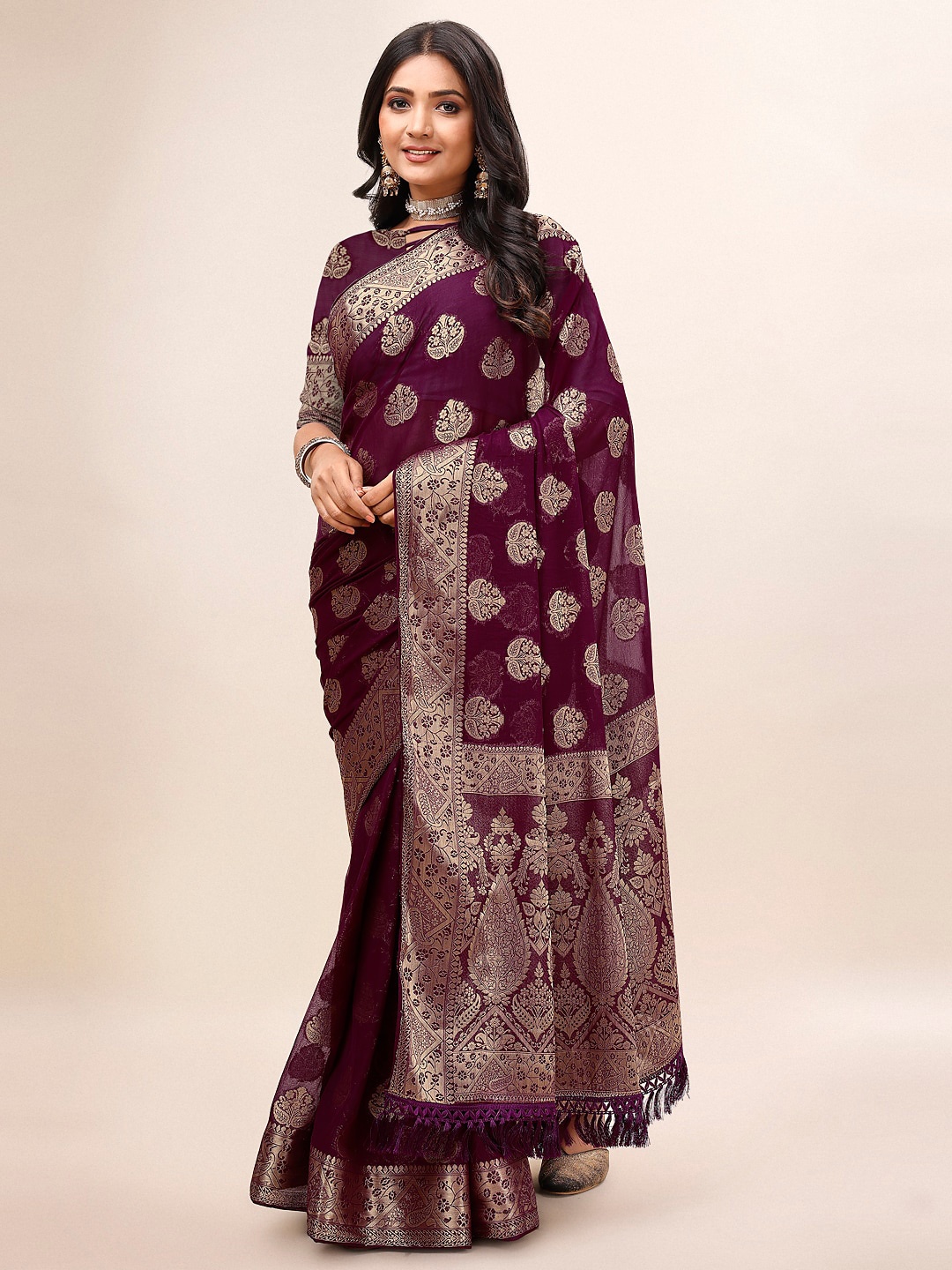 

Indian Women Woven Design Zari Pure Chiffon Banarasi Saree, Maroon