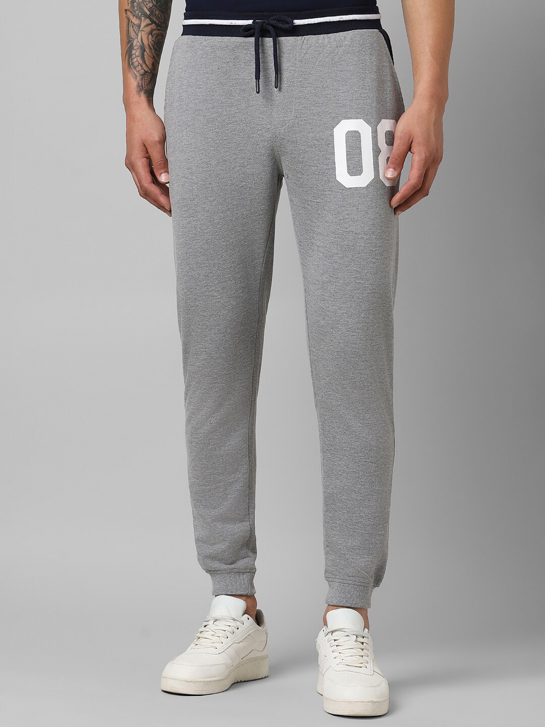 

People Men Grey Typography Printed Mid-Rise Joggers
