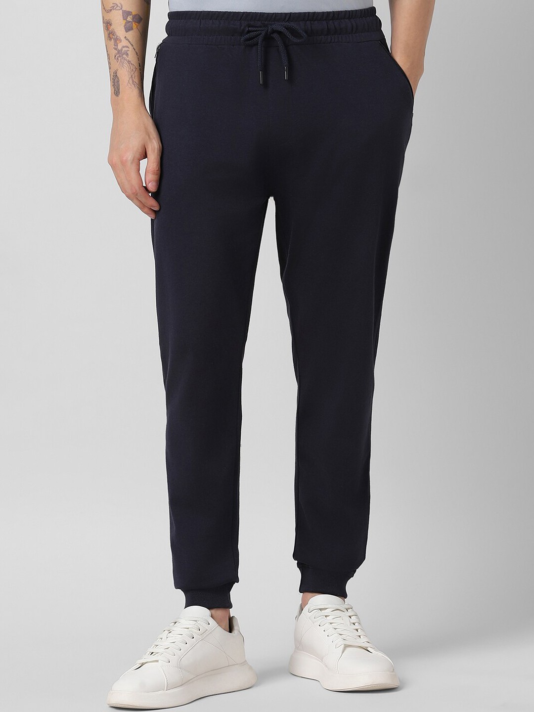 

People Men Blue Mid Rise Joggers