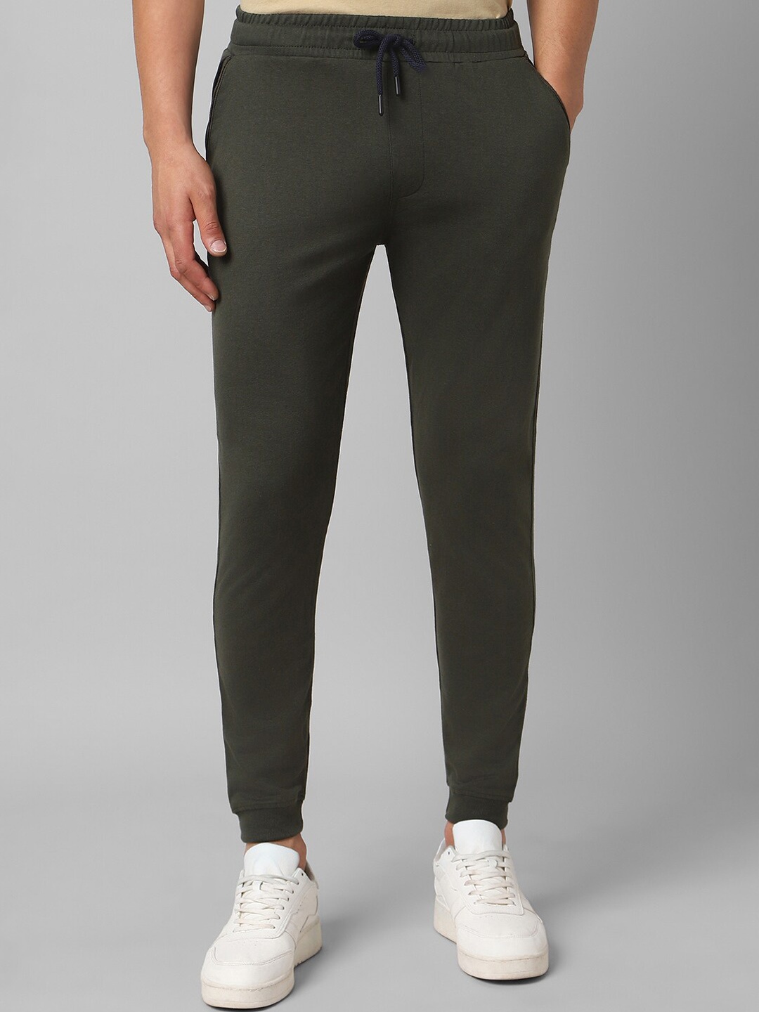 

People Men Olive Green Mid Rise Joggers
