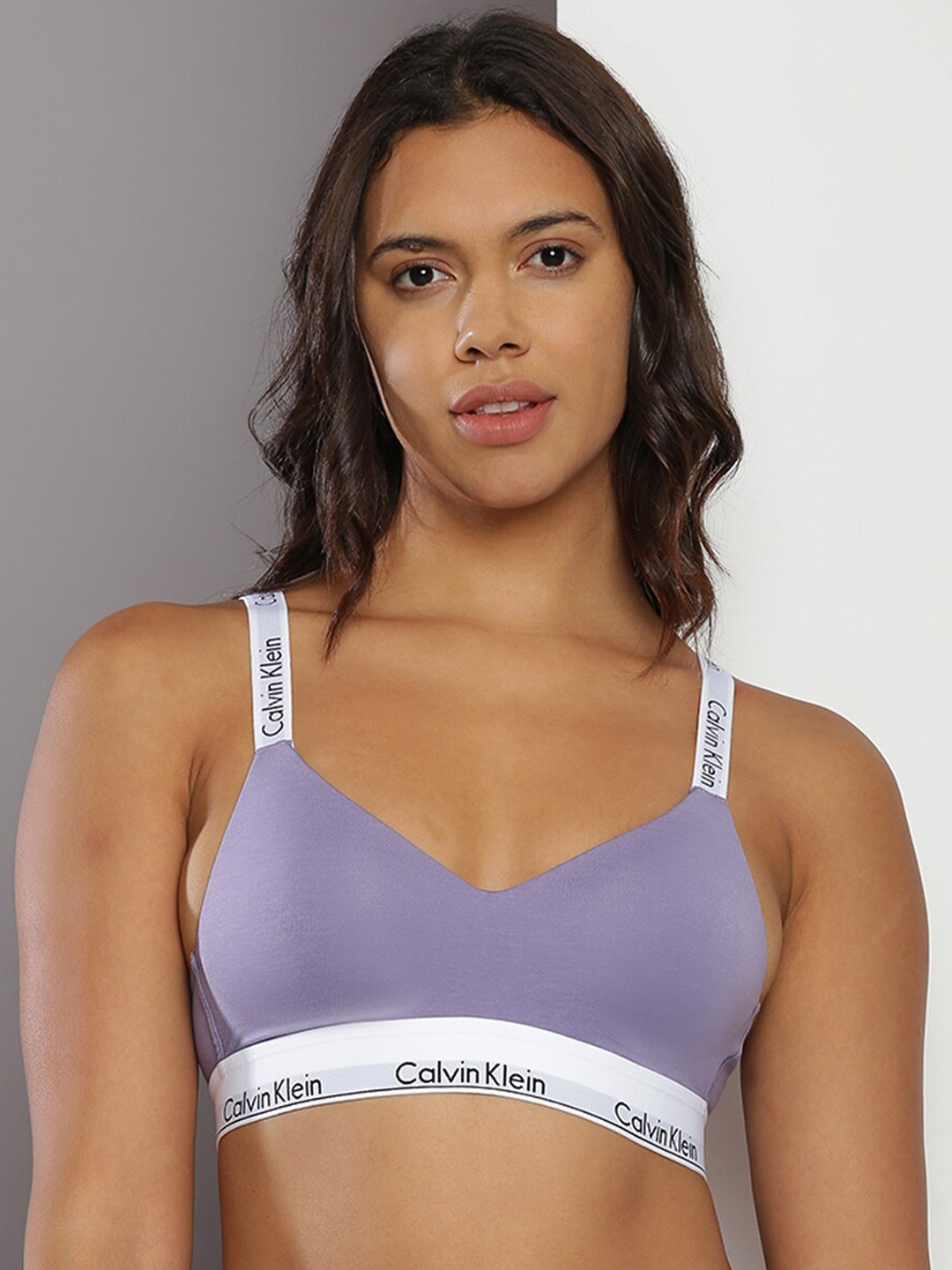 

Calvin Klein Underwear Full Coverage Lightly Padded T-Shirt Bra All Day Comfort, Purple