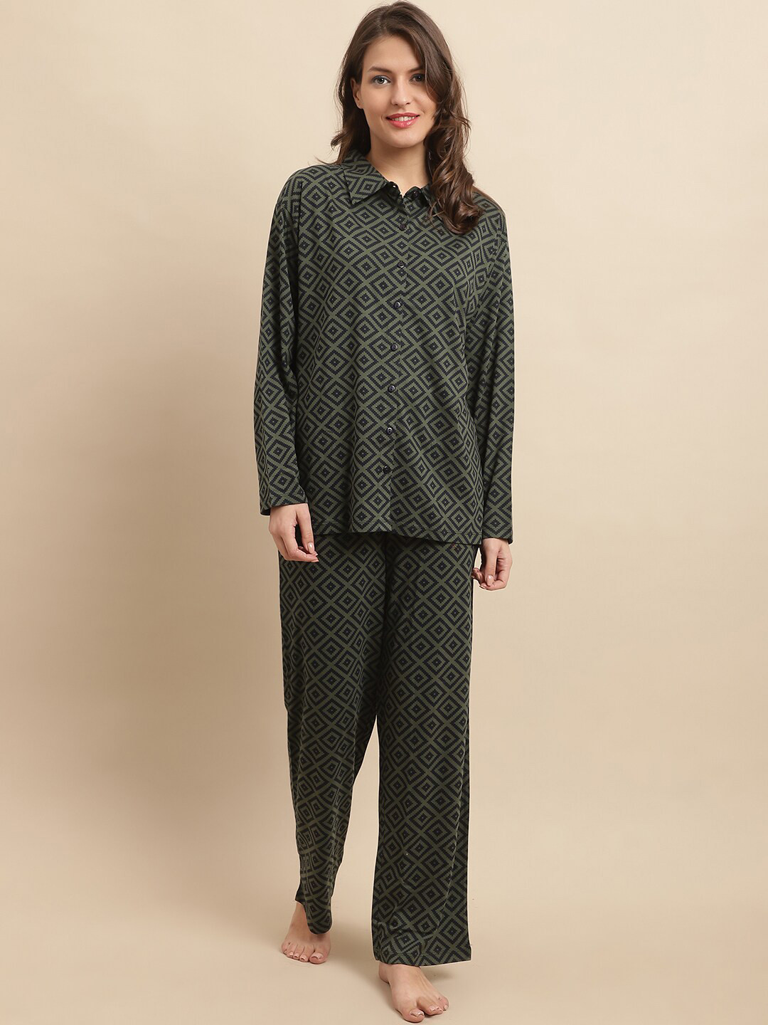 

Kanvin Green & Black Geometric Printed Modal Shirt & Pyjamas