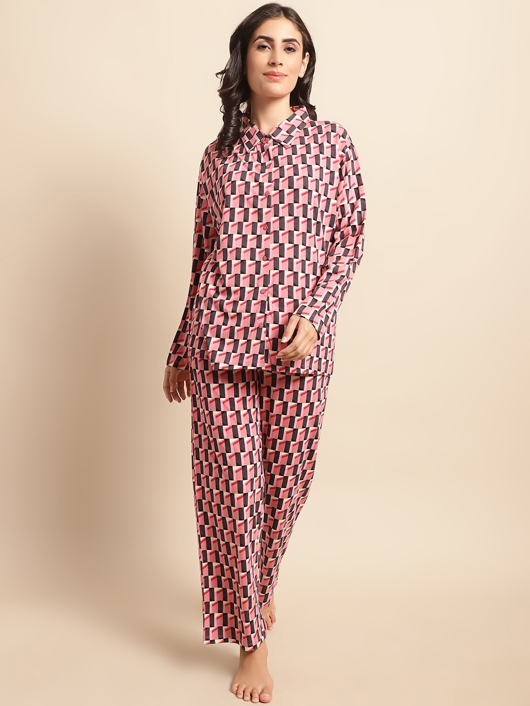 

Kanvin Pink & Black Geometric Printed Modal Night Suit