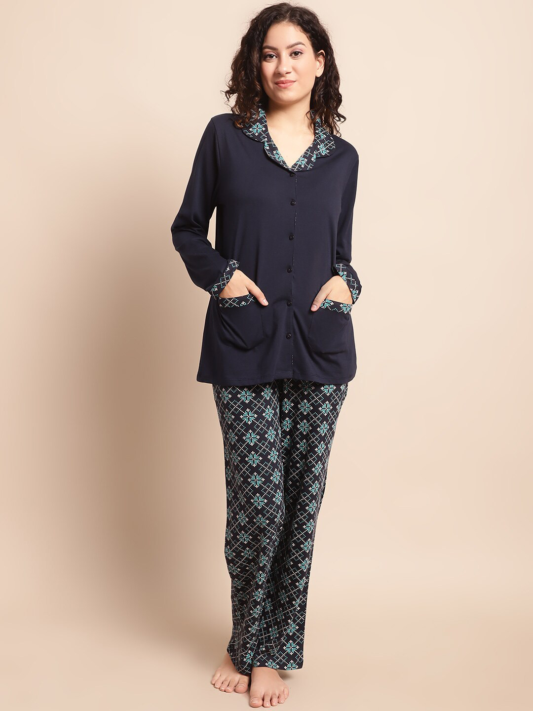 

Kanvin Navy Blue & Green Modal Night Suit