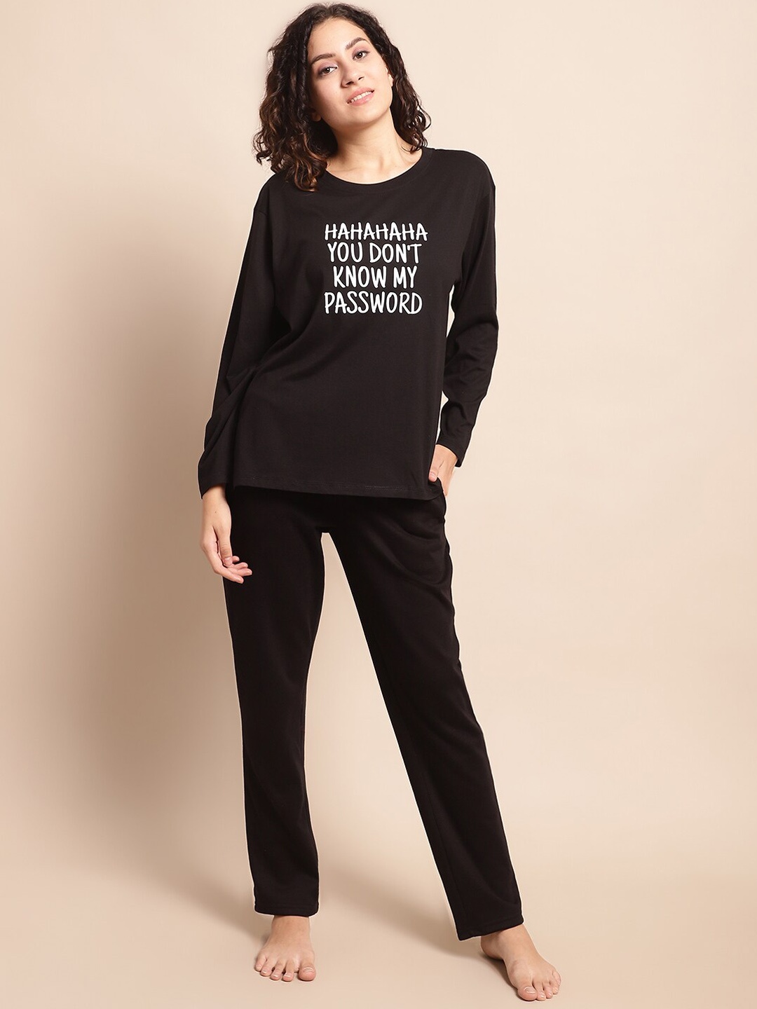 

Kanvin Black & White Typography Printed Pure Cotton Night Suit