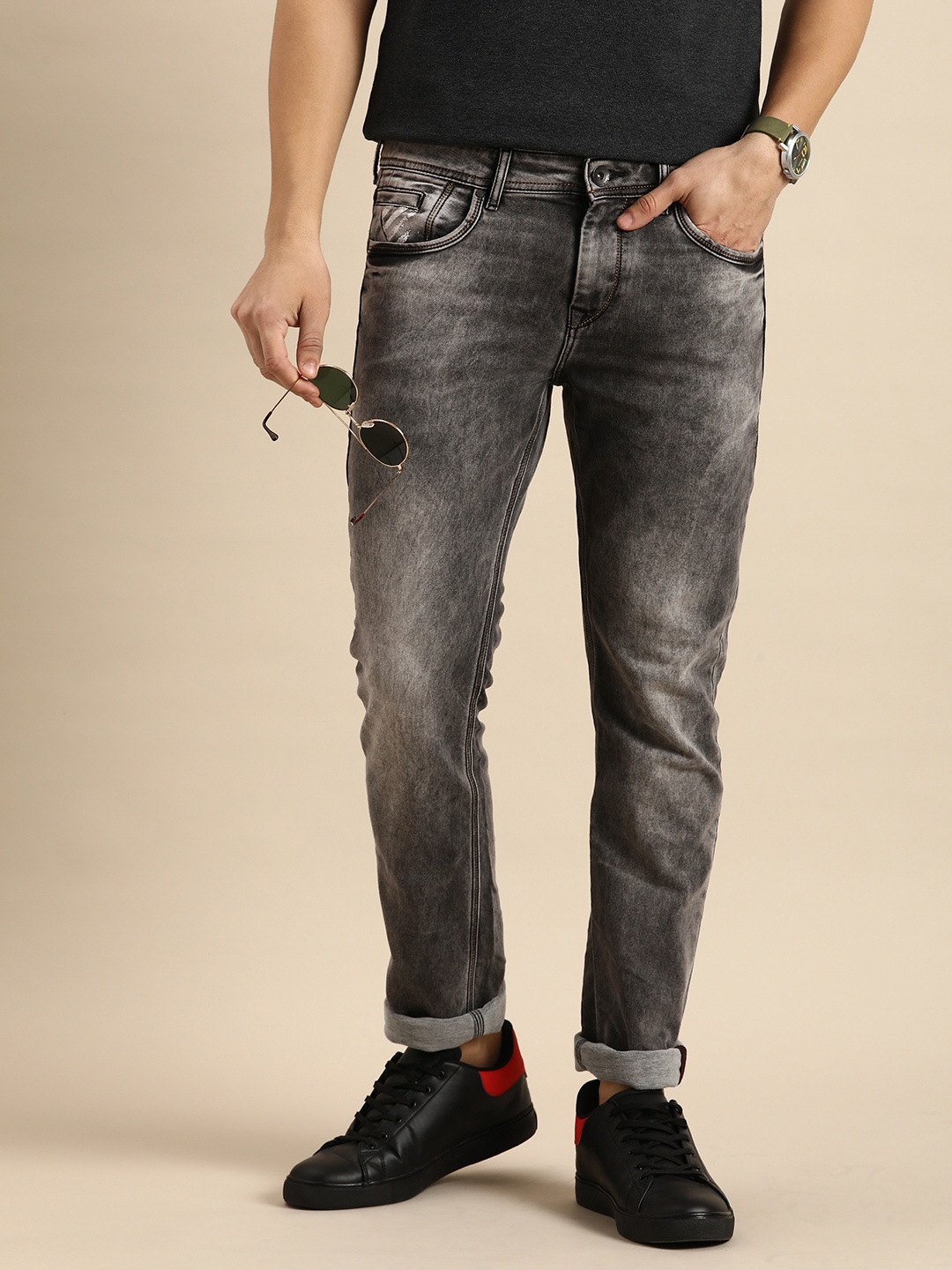 

Being Human Men Slim Fit Heavy Fade Stretchable Jeans, Grey