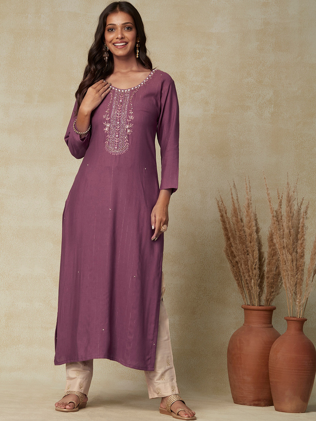 

FASHOR Pink Embroidered Thread Work Kurta