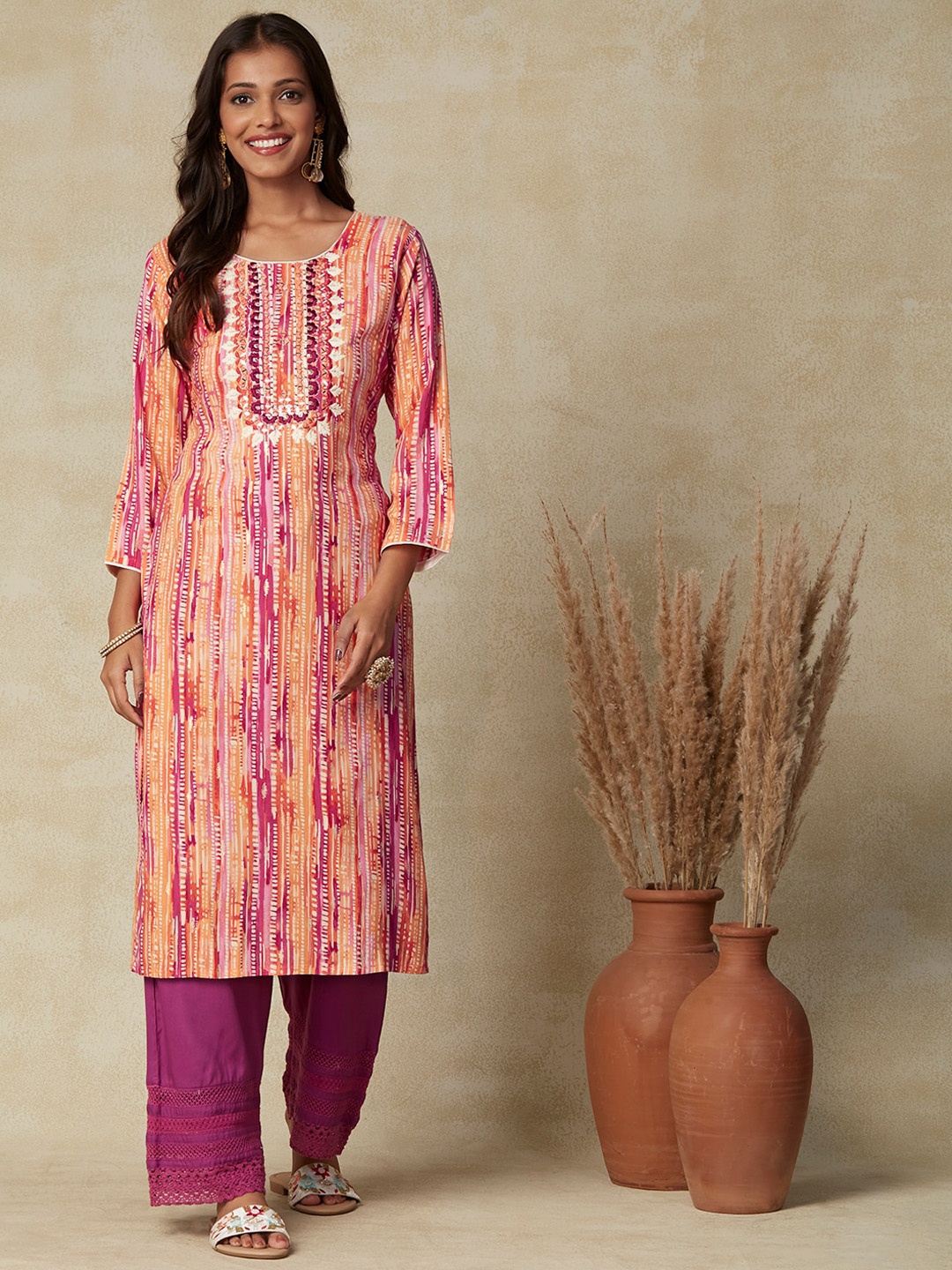 

FASHOR Abstract Printed Embroidered Kurta, Orange