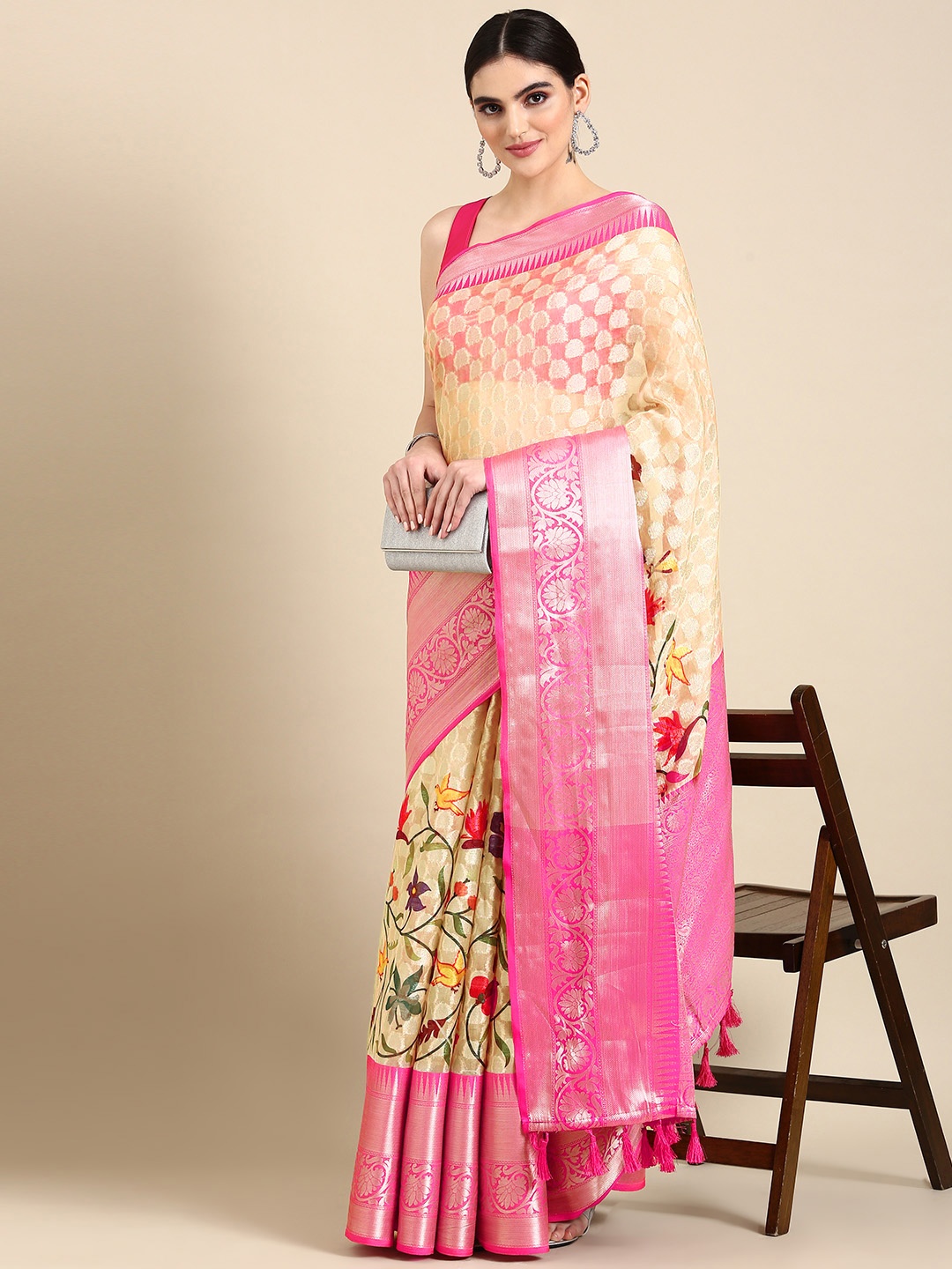 

VASTRANAND Floral Woven Design Zari Organza Ikat Saree, Peach