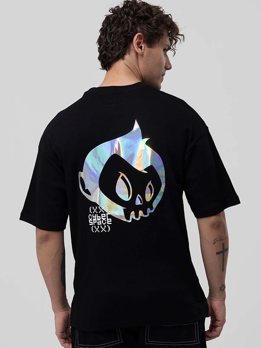 

Snitch Men Black Printed Oversized T-shirt