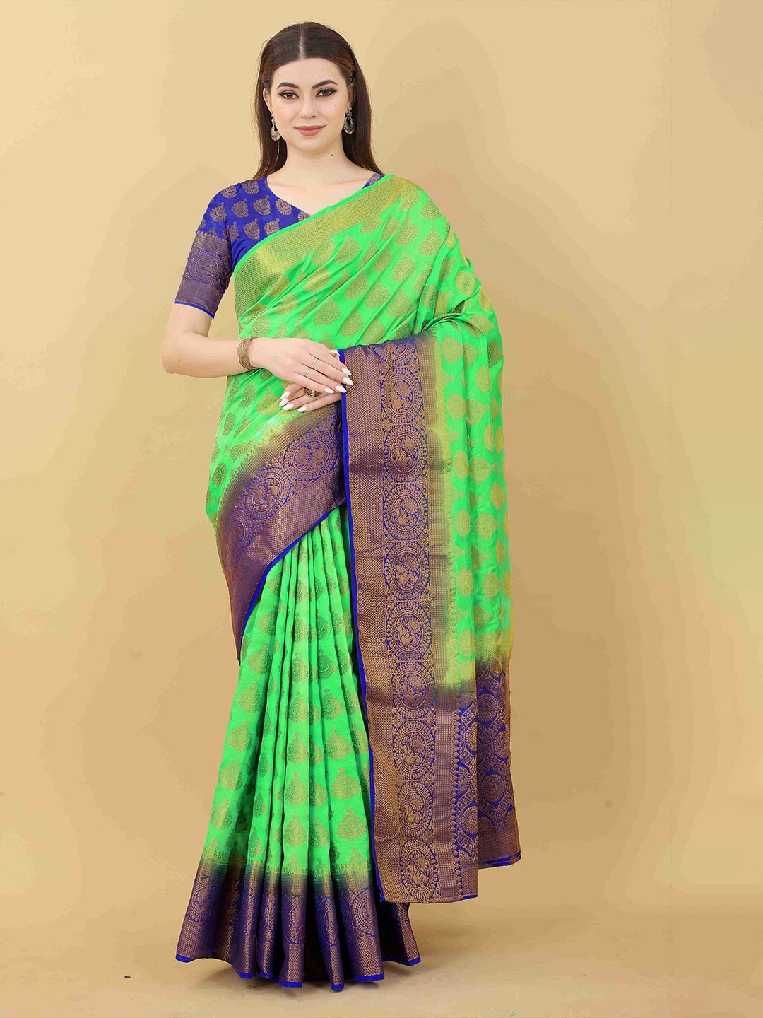 

DIVASTRI Ethnic Motifs Woven Design Zari Banarasi Saree, Lime green