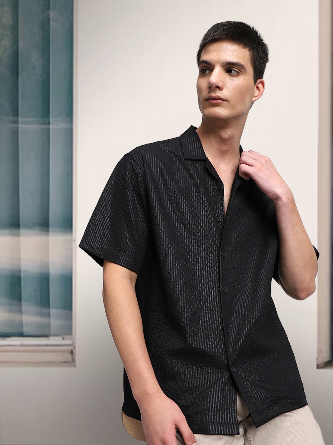 

Dennis Lingo Striped Self Design Casual Shirt, Blue